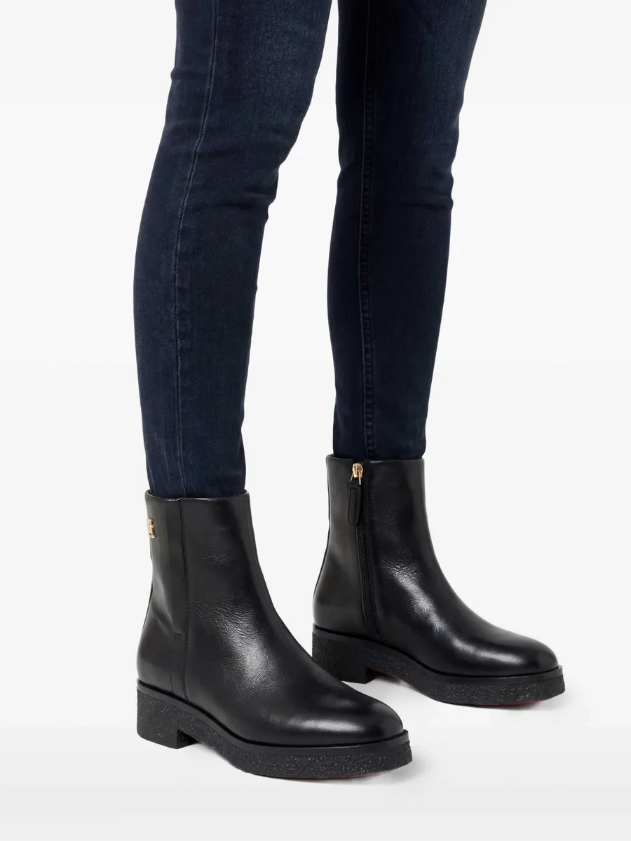 logo-plaque leather ankle boots 4