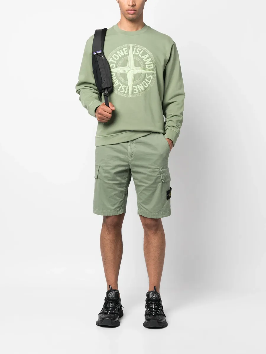 compass-motif cargo shorts 3