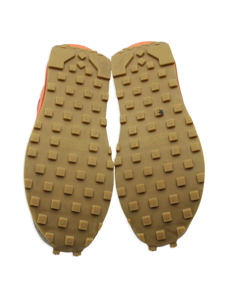 кроссовки LDWaffle Net Orange Blaze из коллаборации с Sacai и Clot 10