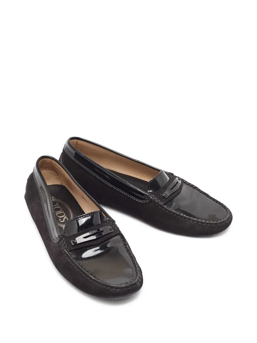 pre-owned Gommino patent-leather loafers 10