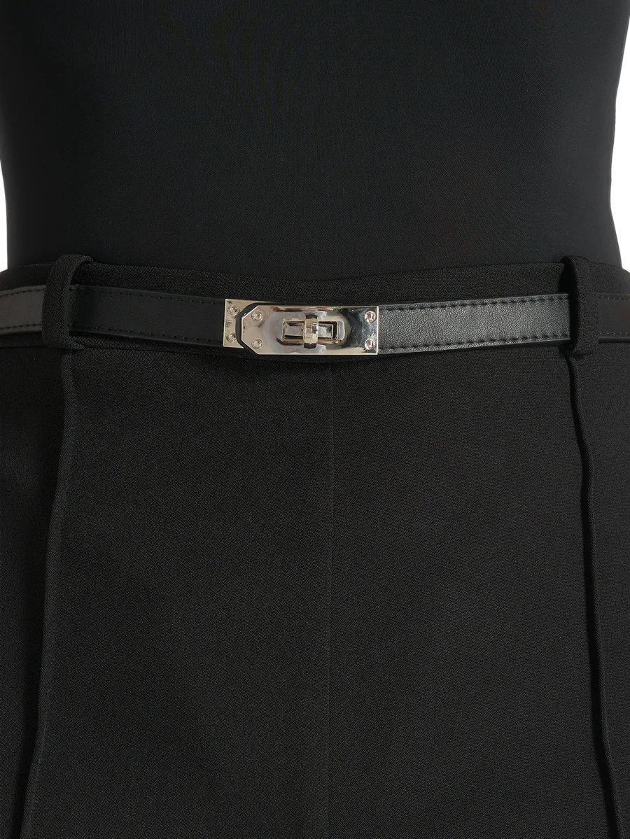 Quinn in black high-waisted belted fit & flared trousers 5