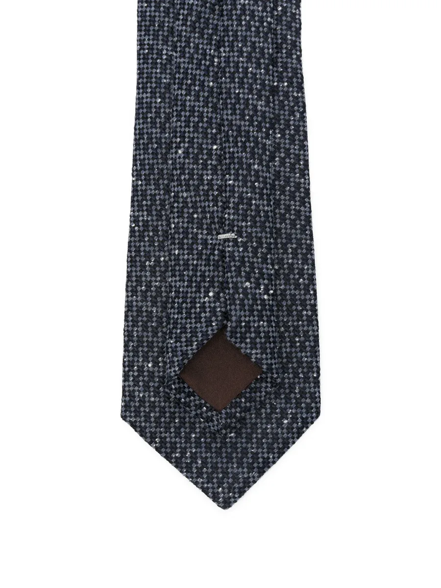 silk tie 3