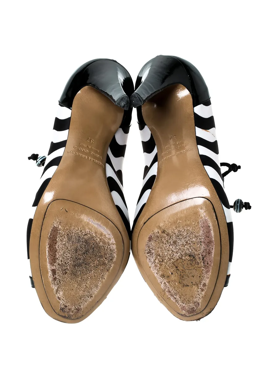 wave-print sandals 7