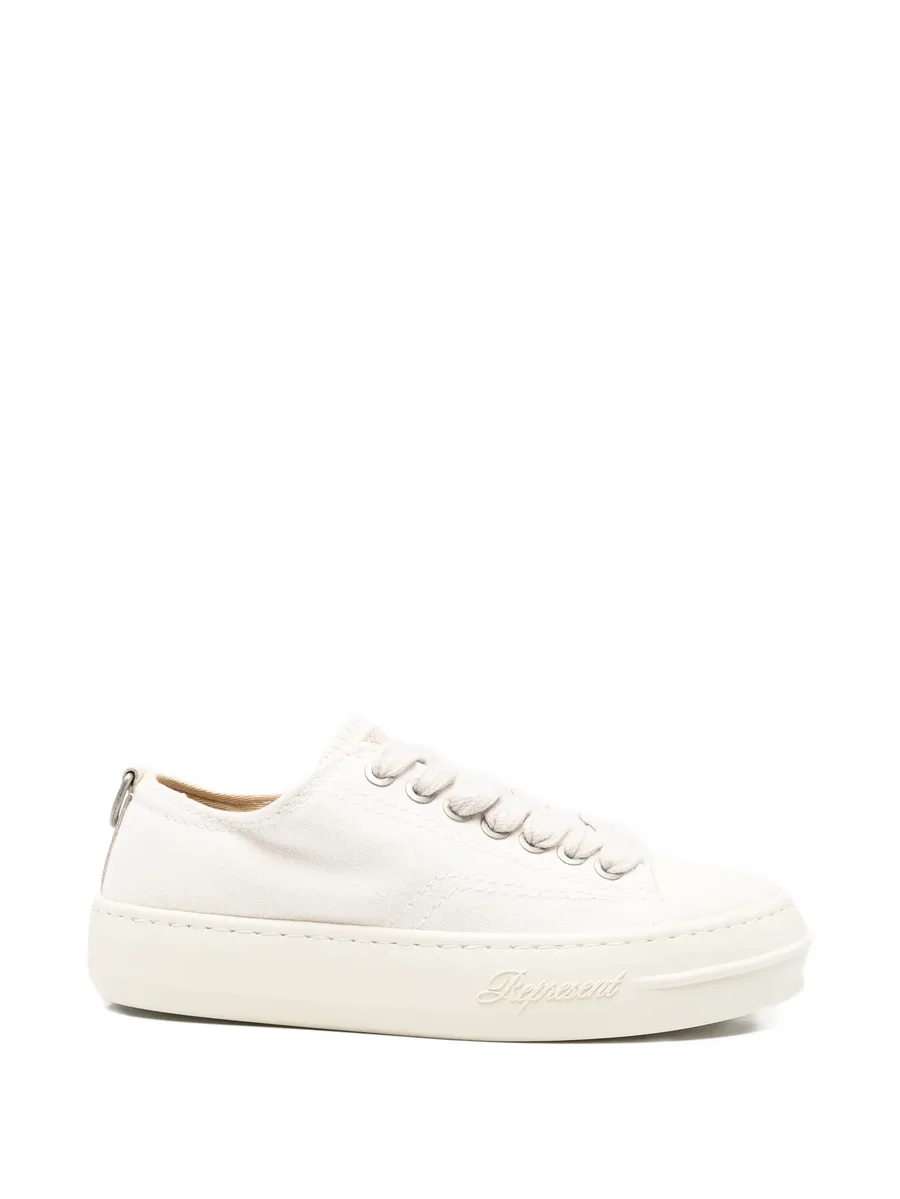 logo-patch sneakers 1