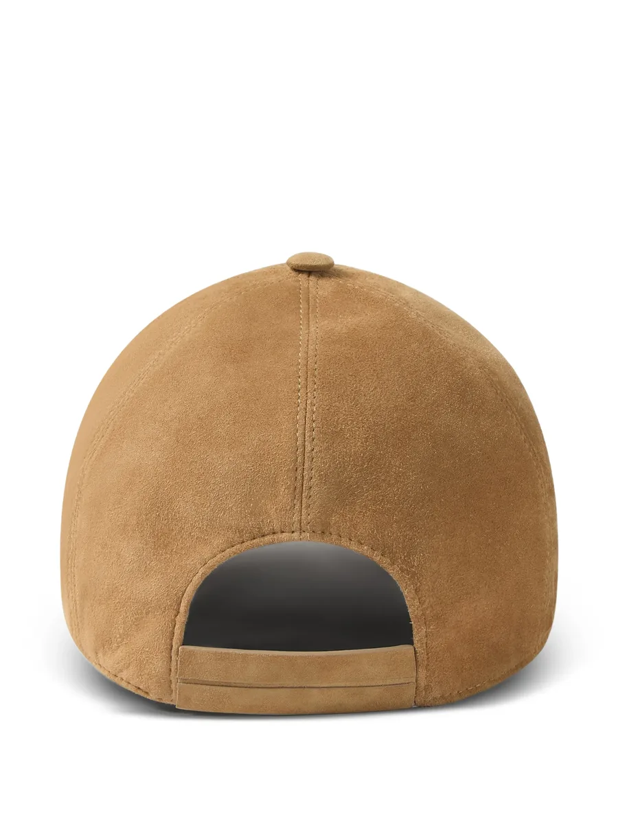 curved-brim baseball cap 3