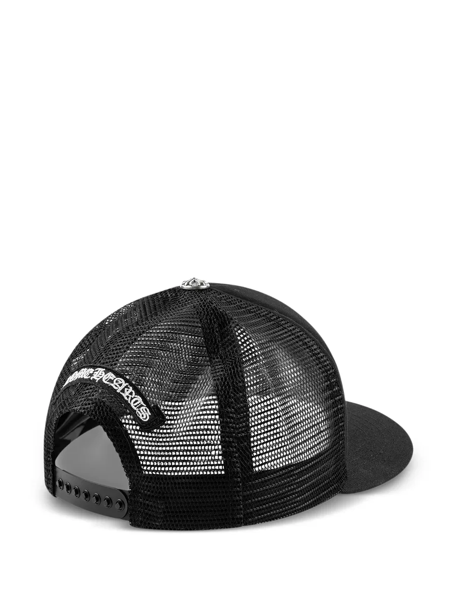 кепка Cemetery Trucker с аппликацией 5