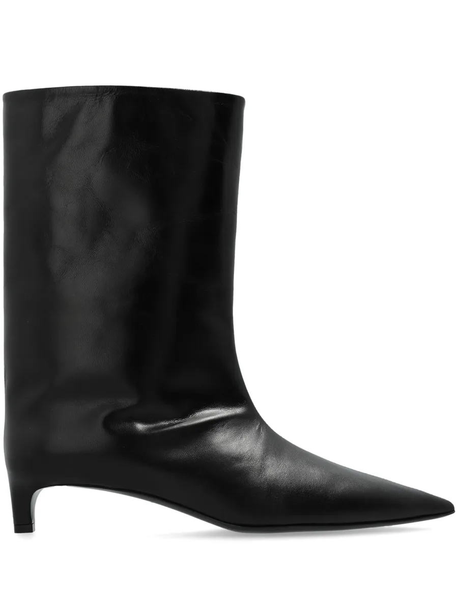 pointed-toe leather boots 1