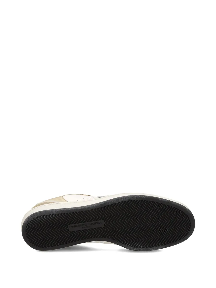 Nice textured leather sneakers 7