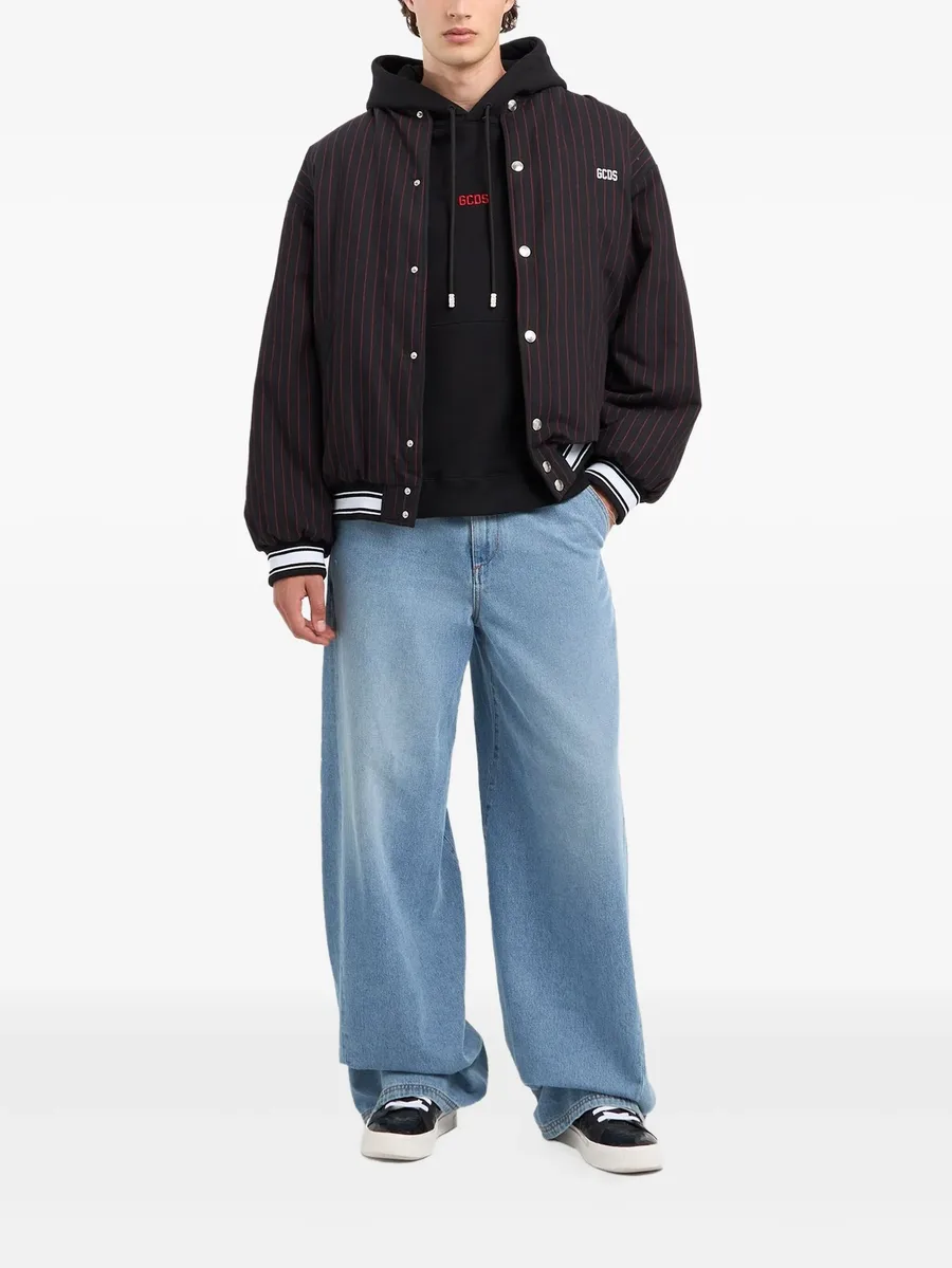 stonewashed jeans 3