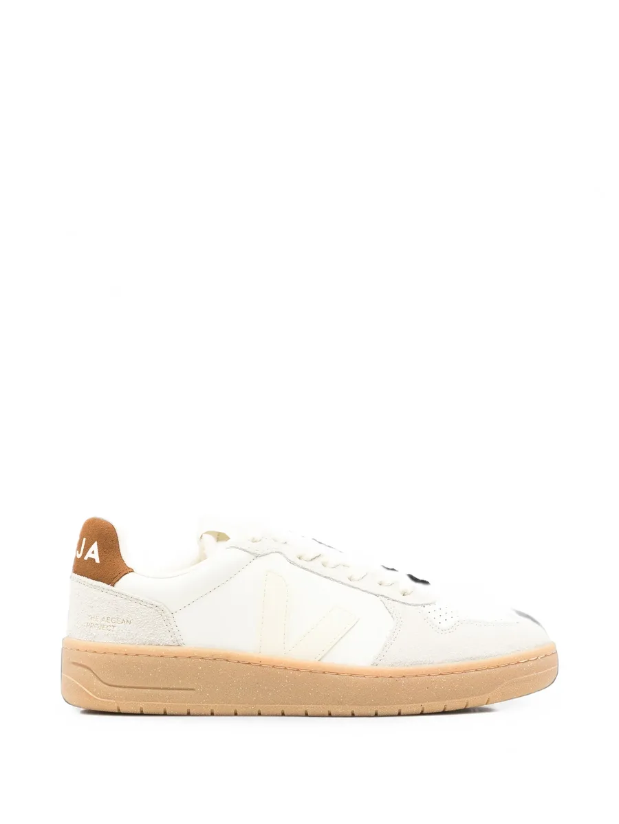 V-82 sneakers 1