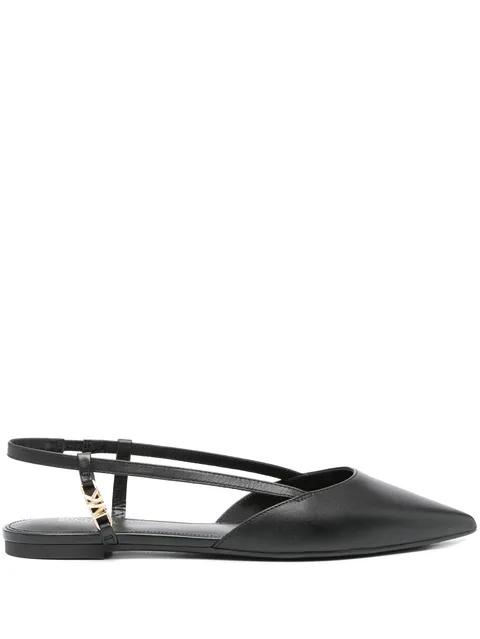logo-plaque leather pumps