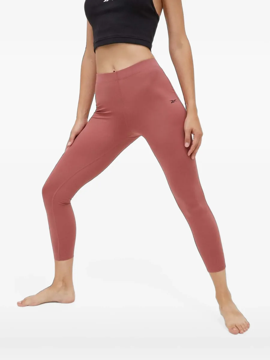 yoga logo leggings 3