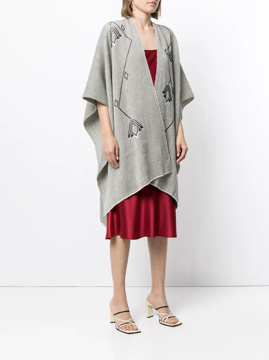 double V-neck merino shawl 5