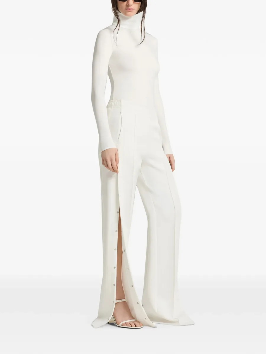 snap-button twill trousers 3
