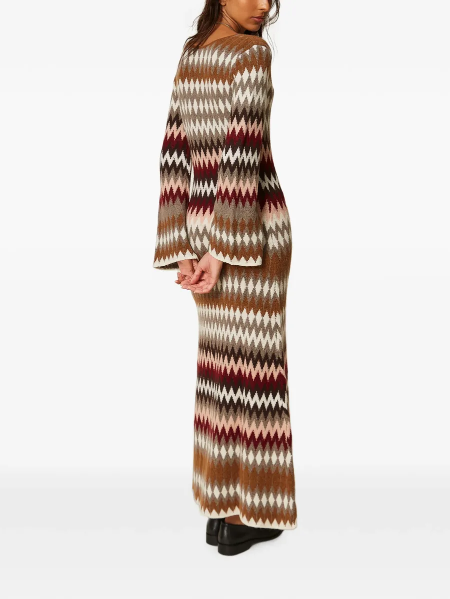 dual-use long jacquard knit dress 3