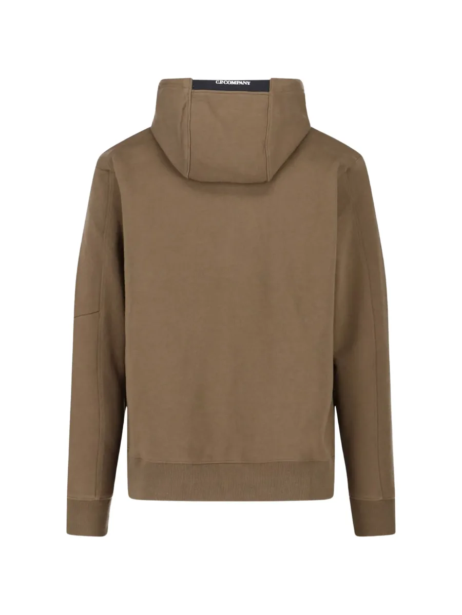 Lens-detail hoodie 2