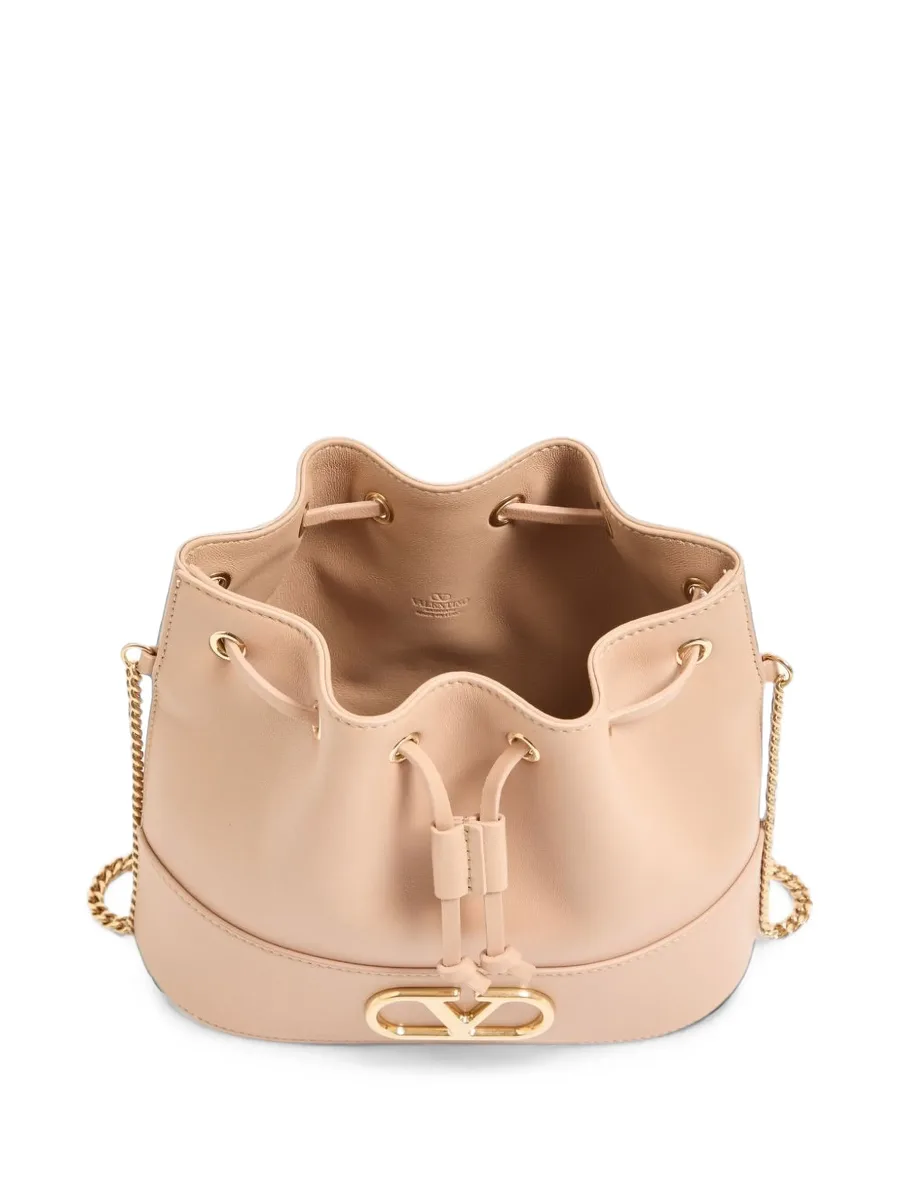 VLogo Signature leather shoulder bag 5