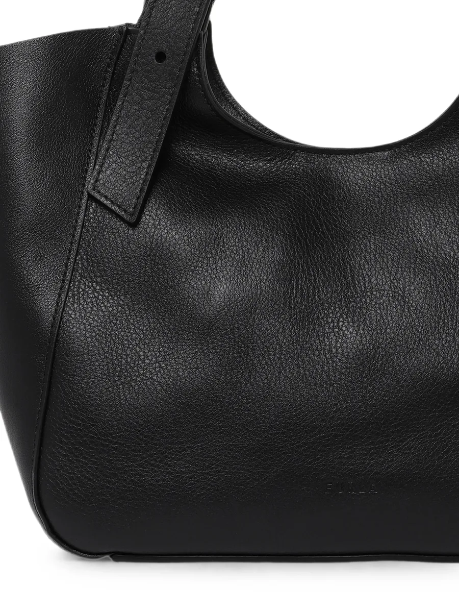 buckle-detail leather shoulder bag 4