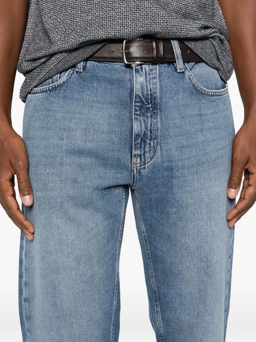 belt-loops jeans 9