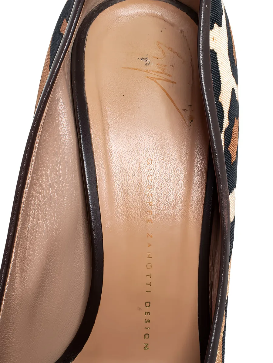 105mm leopard-print pumps 10