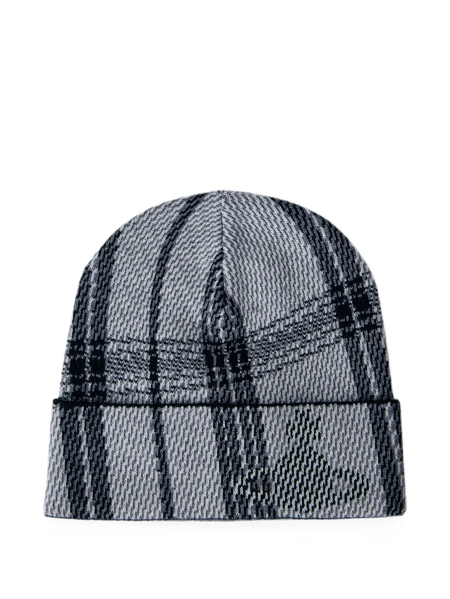 tartan beanie 1