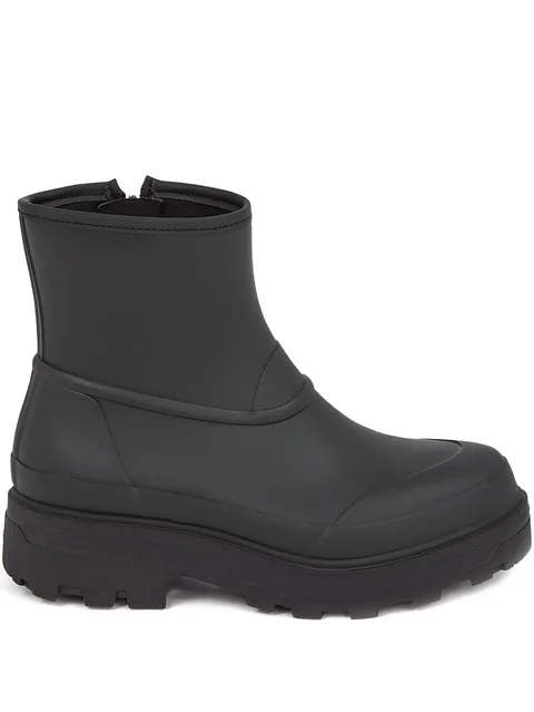 x Tretorn zip-fastening ankle boots