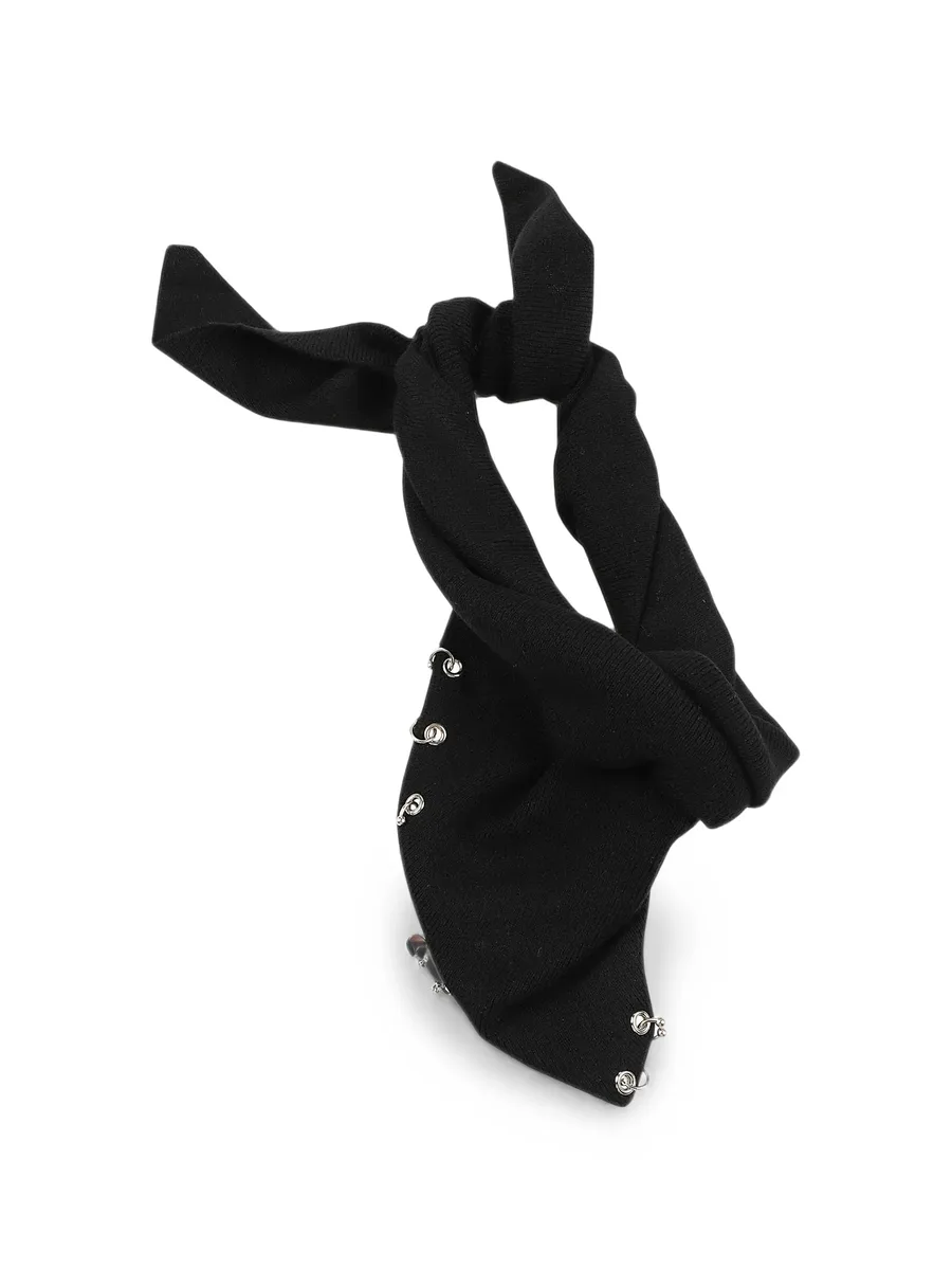 safety-pin scarf 1