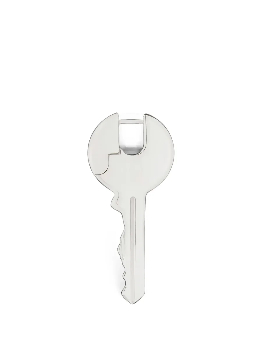 logo-engraved key earring 3