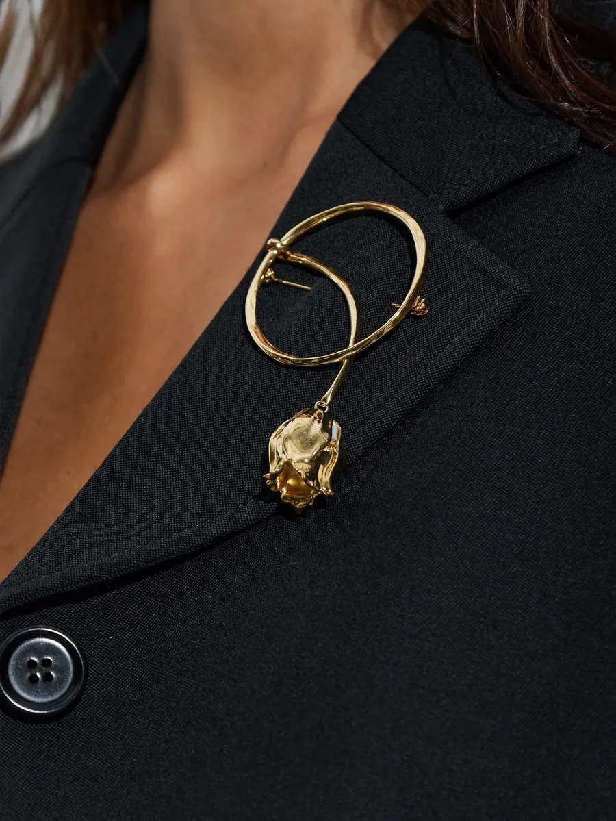 Tulip circular brooch 2