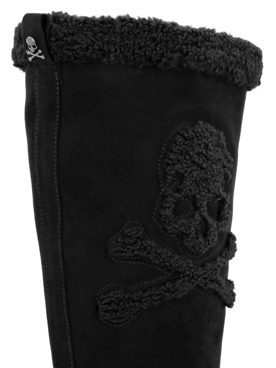 Skull & Bones boots 7