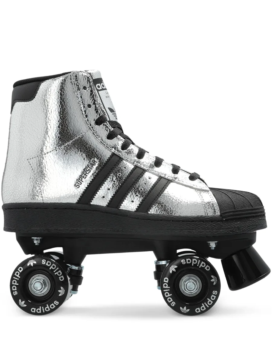 Superstar 82 roller skates 2