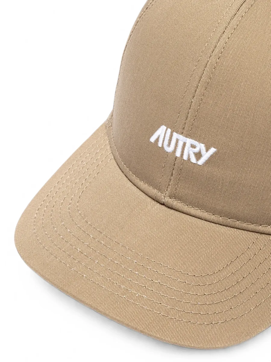 embroidered-logo baseball cap 3