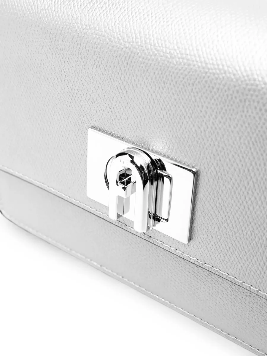 logo-plaque leather shoulder bag 4