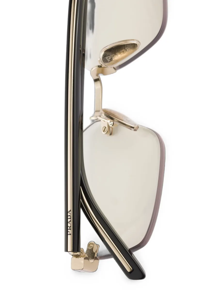 sunglasses with the iconic metal plaque 4