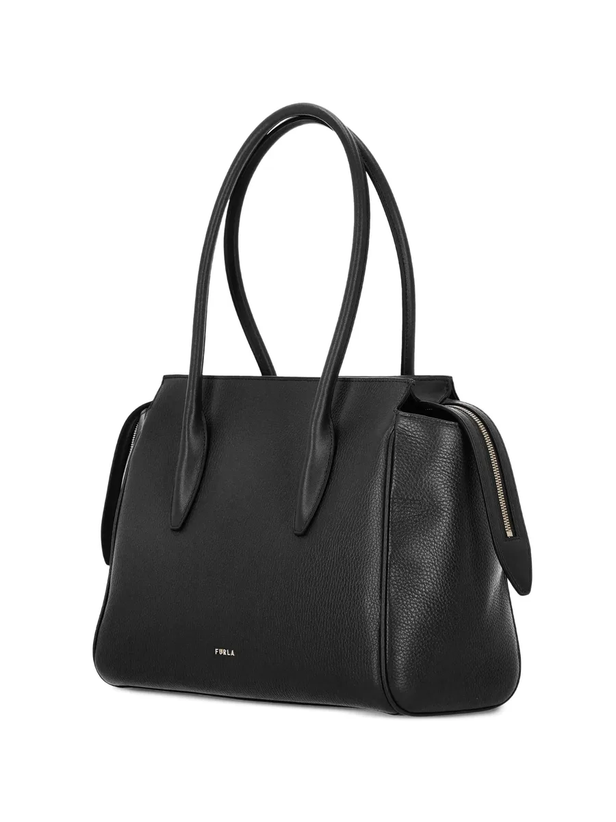 grained-leather shoulder bag 1