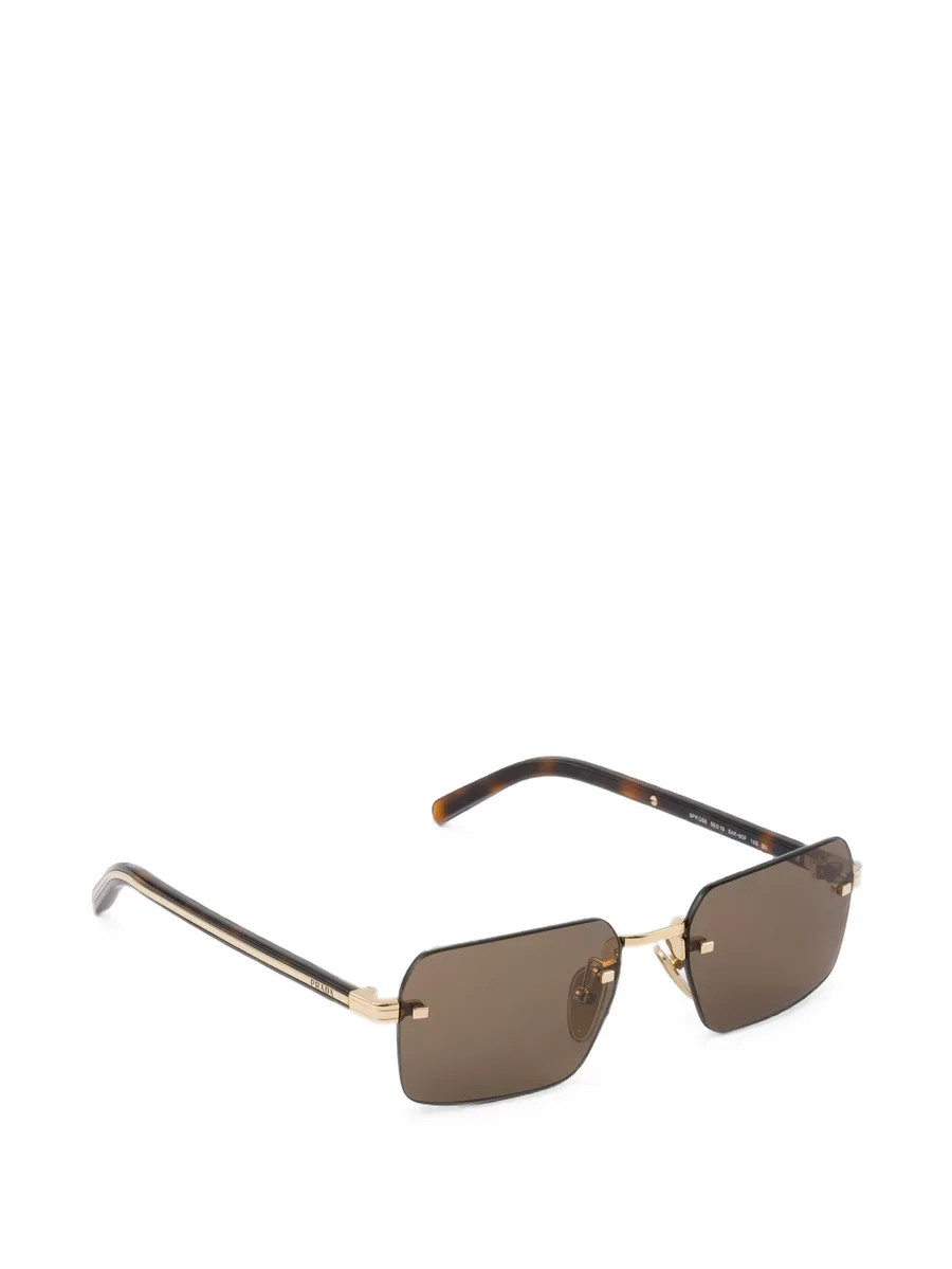sunglasses with the iconic metal plaque 2