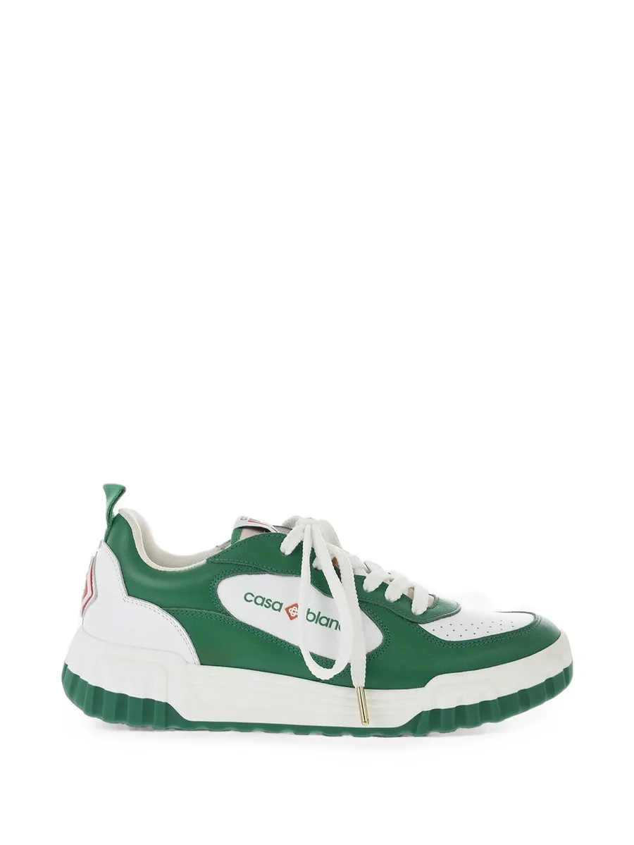 Court sneakers 1