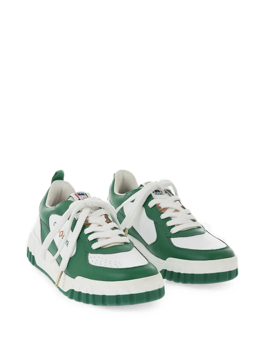 Court sneakers 2