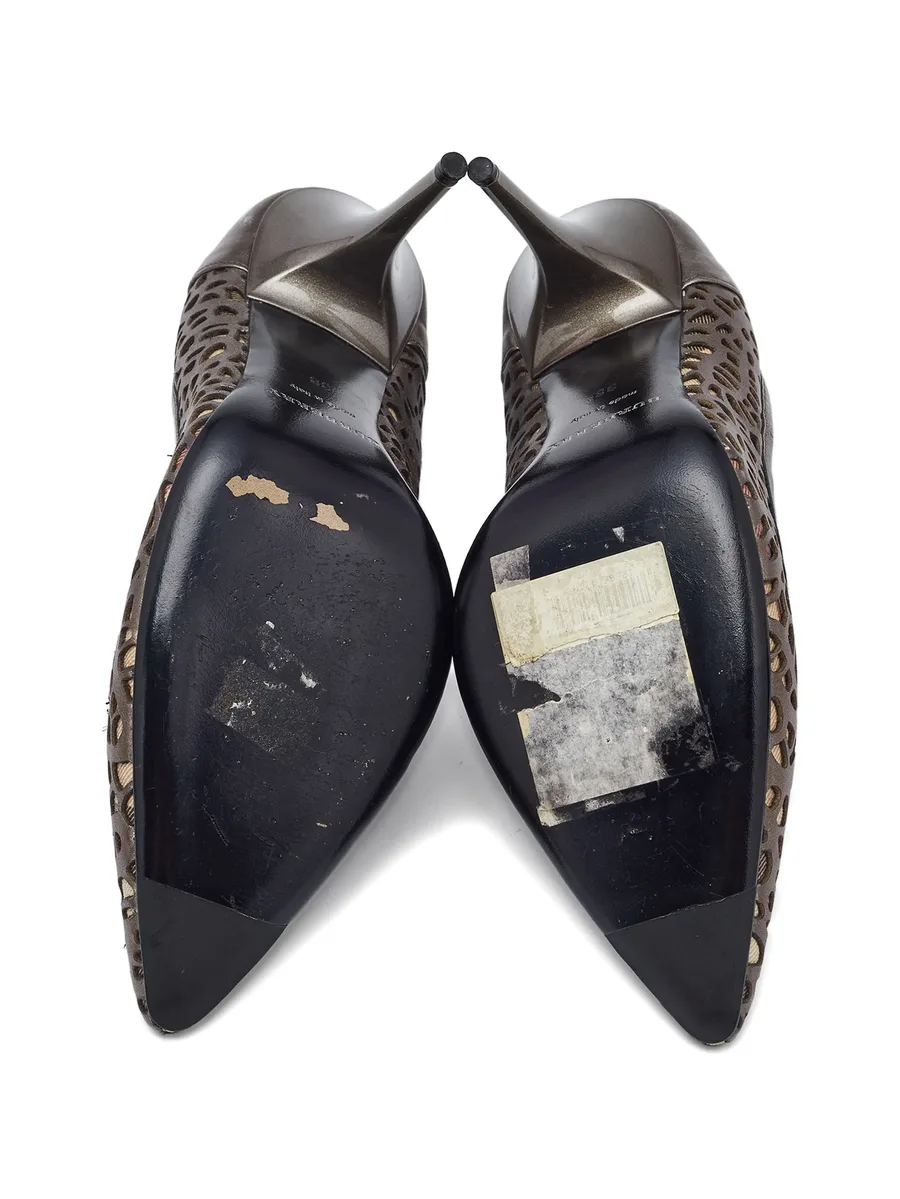 cut leather pumps 9