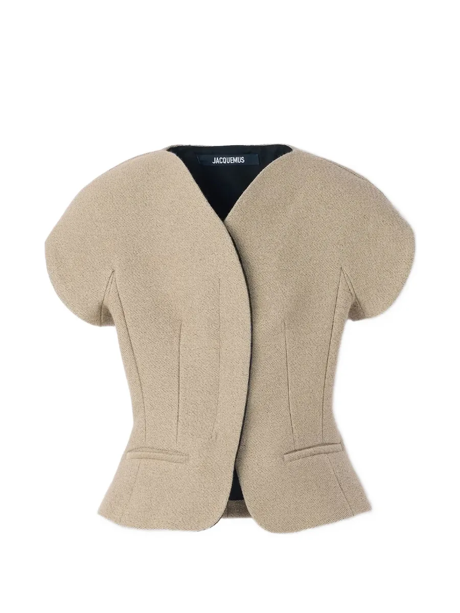 The Ovalo short-sleeve jacket 1