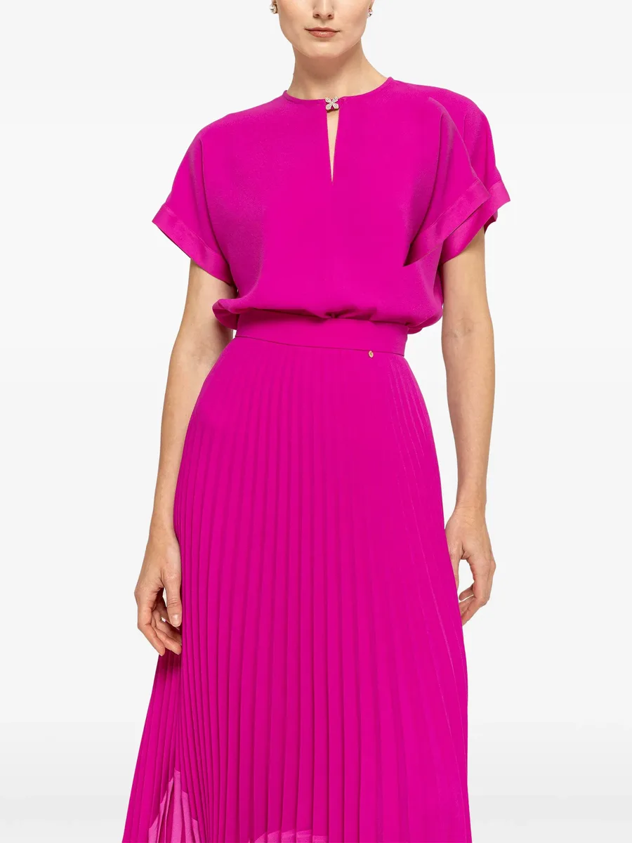 pleated midi skirt 4