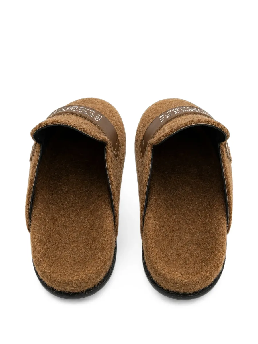 numbers-print strap-detail slippers 4