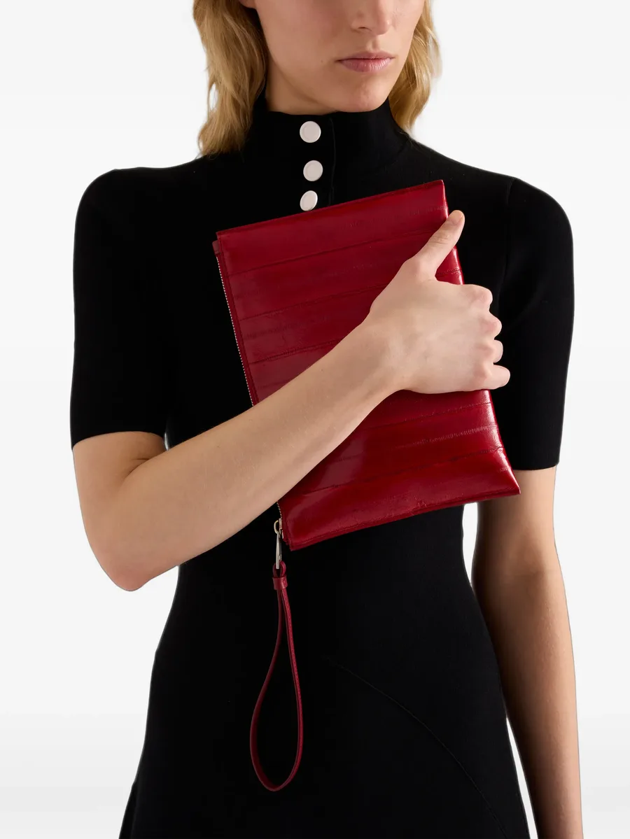 zip pouch in eel 3