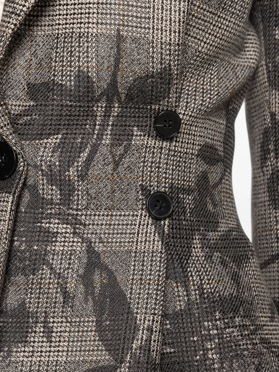 single-breasted fitted blazer 6