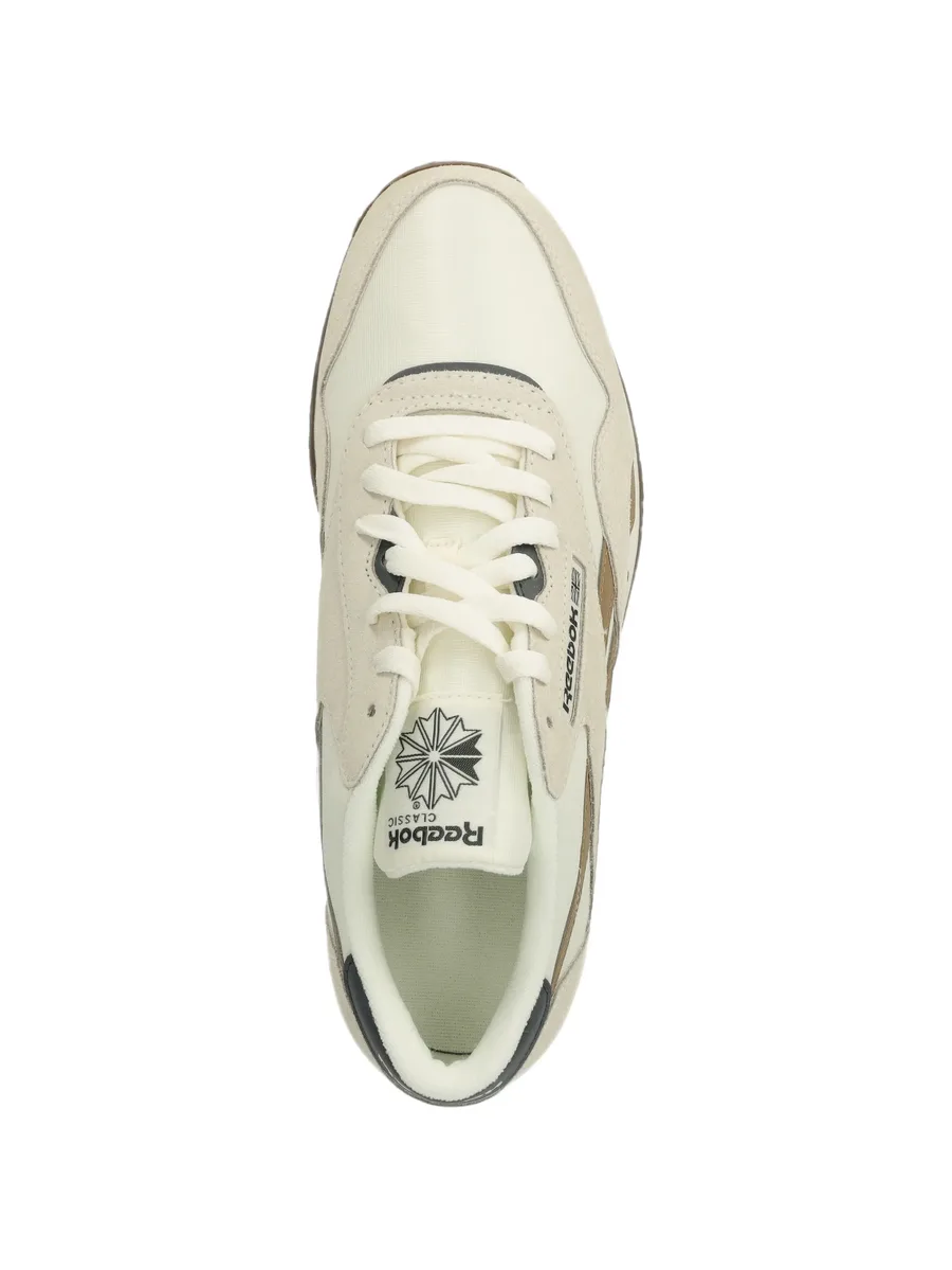 Classic lace-up sneakers 3