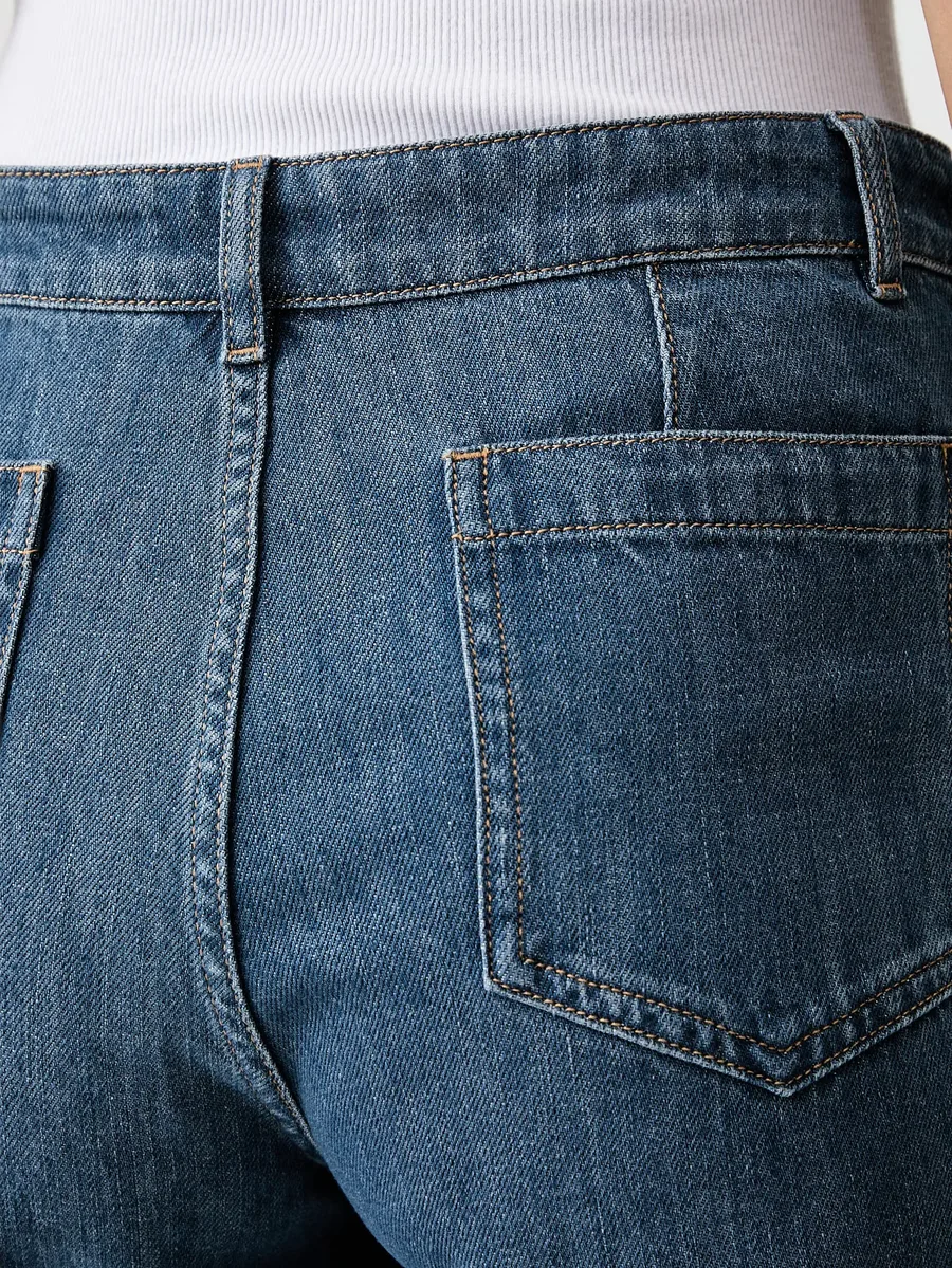 Victoria patch-pocket wide-leg jeans 5