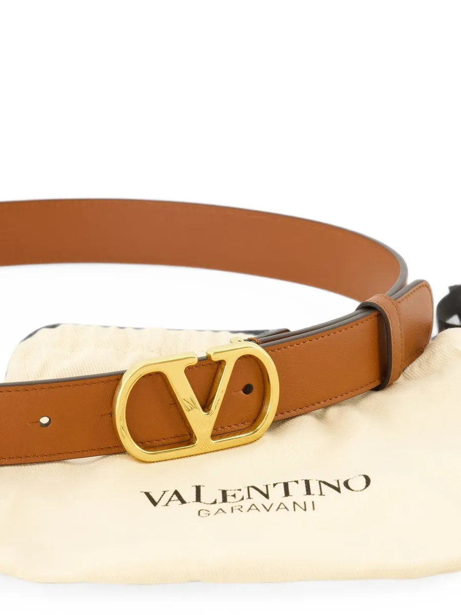 VLogo leather belt 4