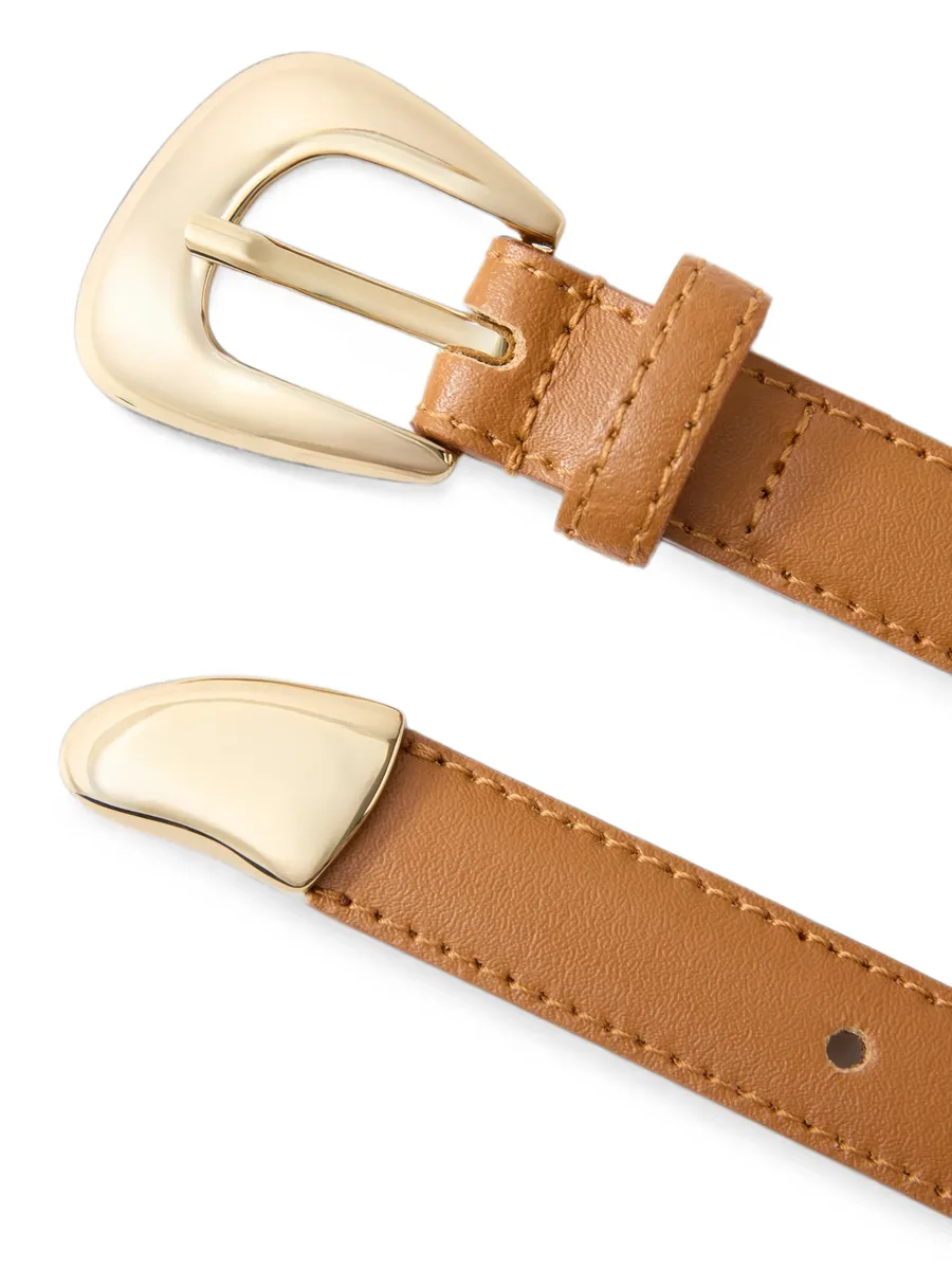 buckle-fastening leather belt 3
