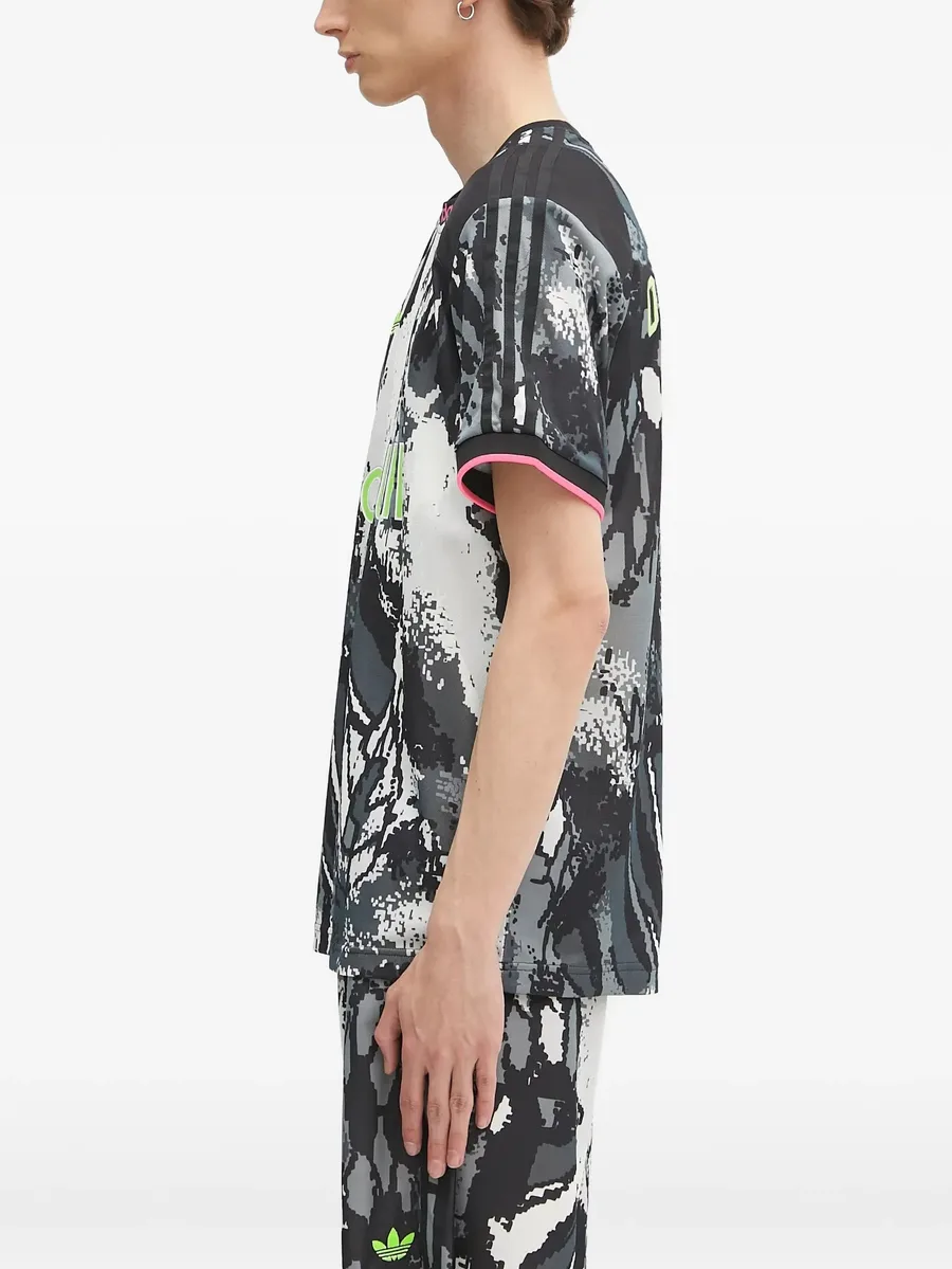 Archive AOP T-shirt 3