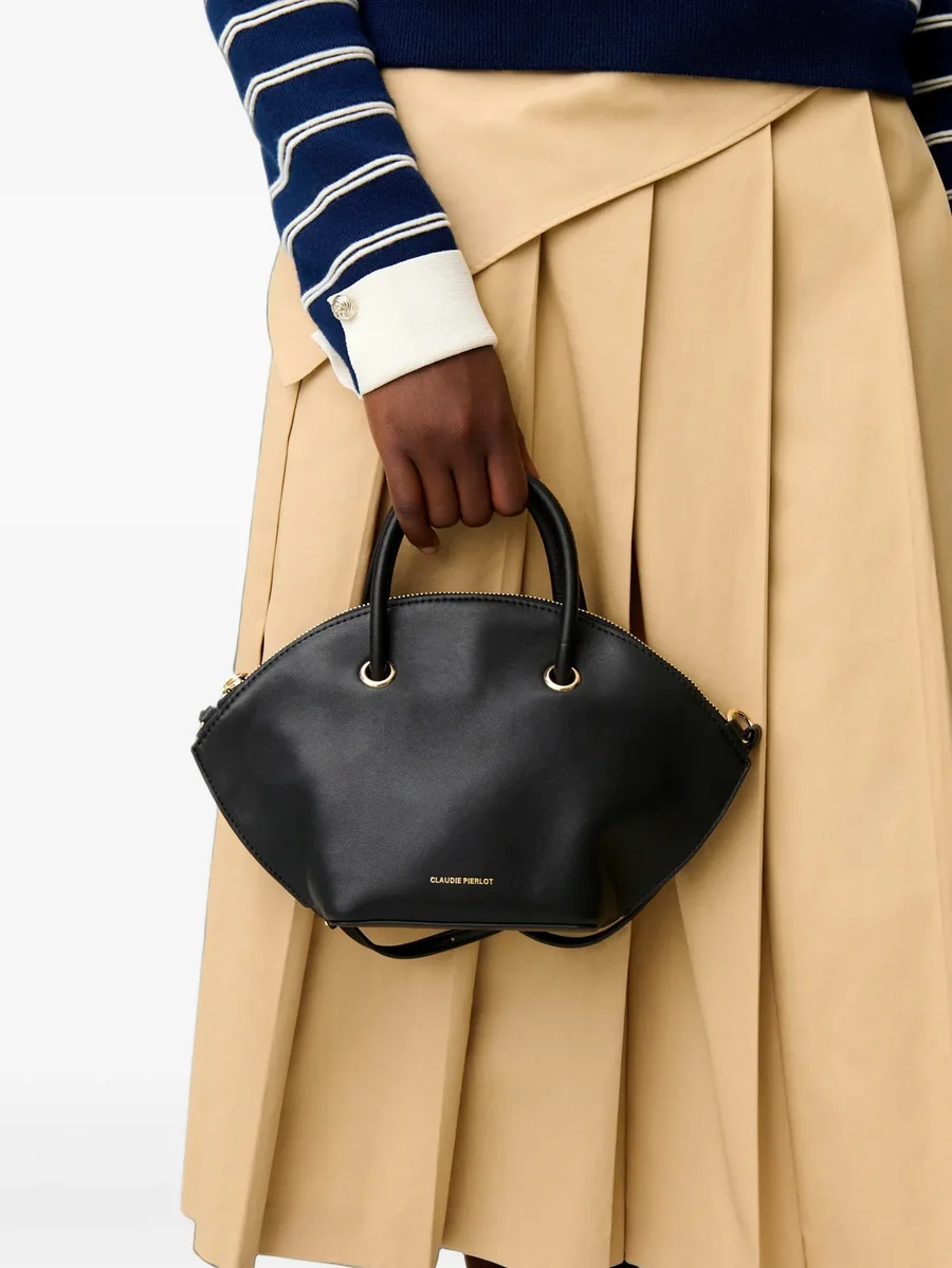 smooth-leather bag with gold rings 3